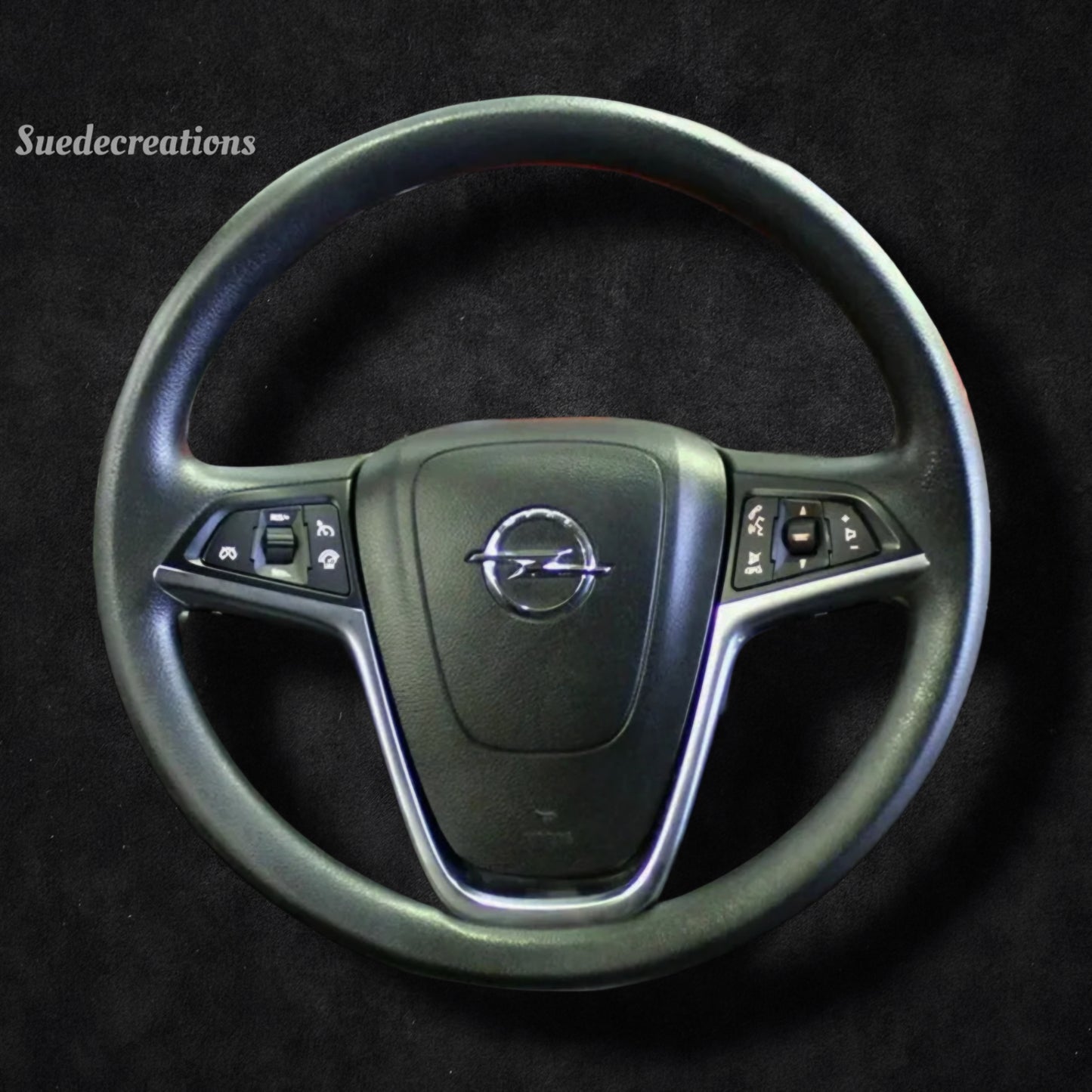 Steering Wheel Cover Kits for Opel Astra Meriva Zafira 2009-2017